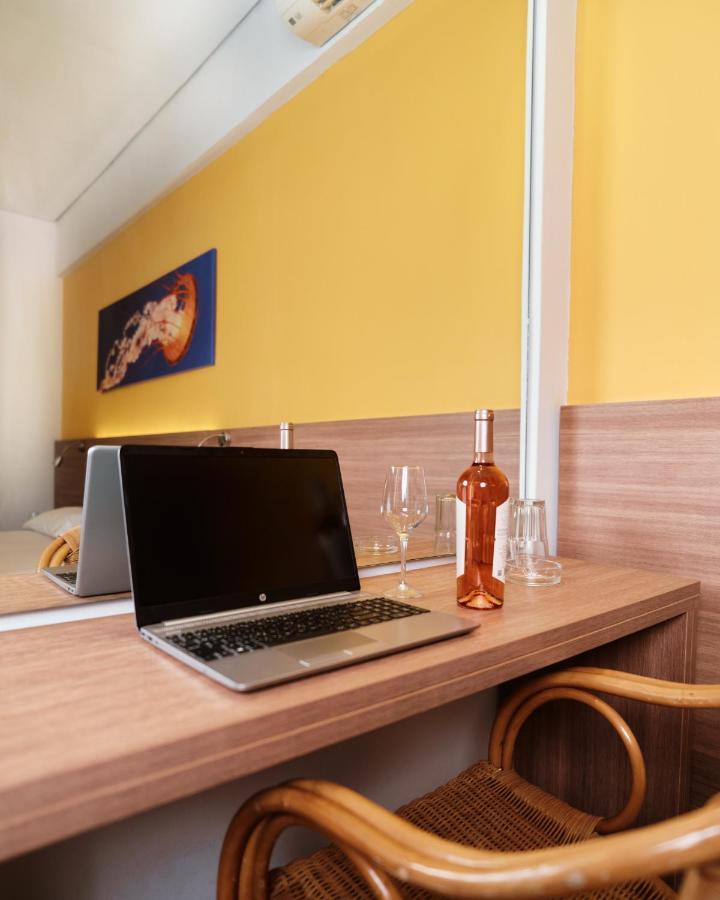 Hotel Pavlou Poros Town Ngoại thất bức ảnh