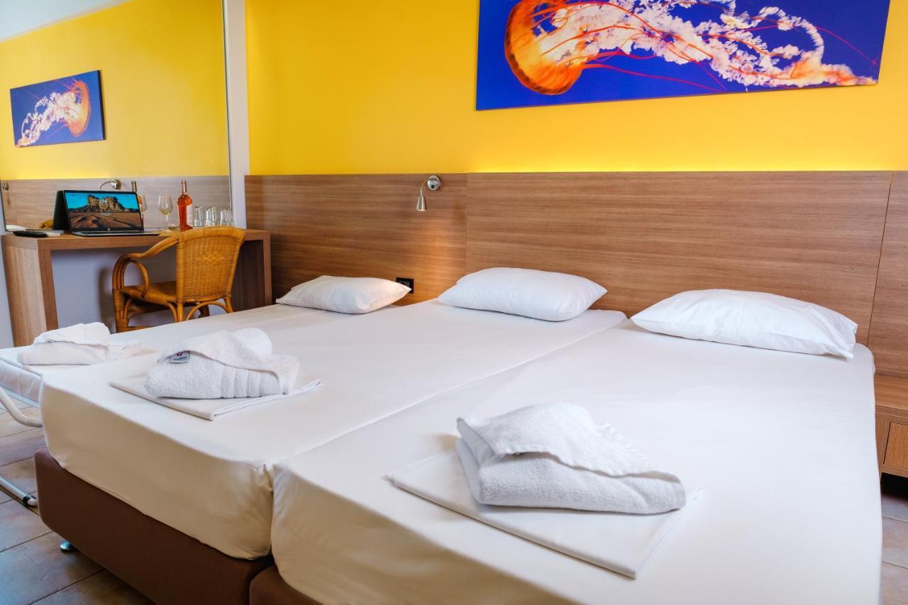 Hotel Pavlou Poros Town Ngoại thất bức ảnh